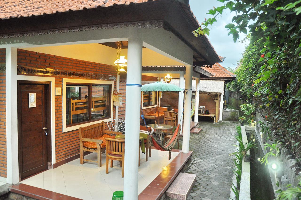 Soni Backpacker House Hostel อูบุด ภายนอก รูปภาพ
