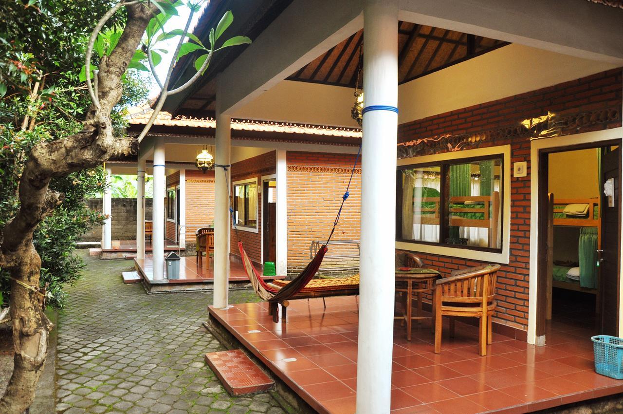 Soni Backpacker House Hostel อูบุด ภายนอก รูปภาพ