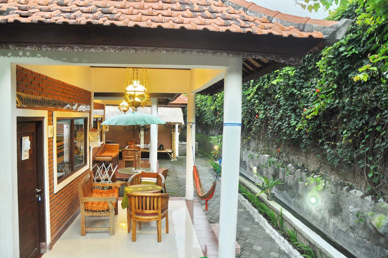 Soni Backpacker House Hostel อูบุด ภายนอก รูปภาพ