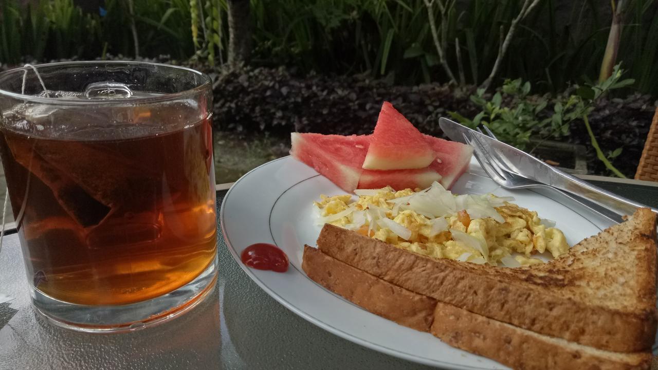 Soni Backpacker House Hostel อูบุด ภายนอก รูปภาพ
